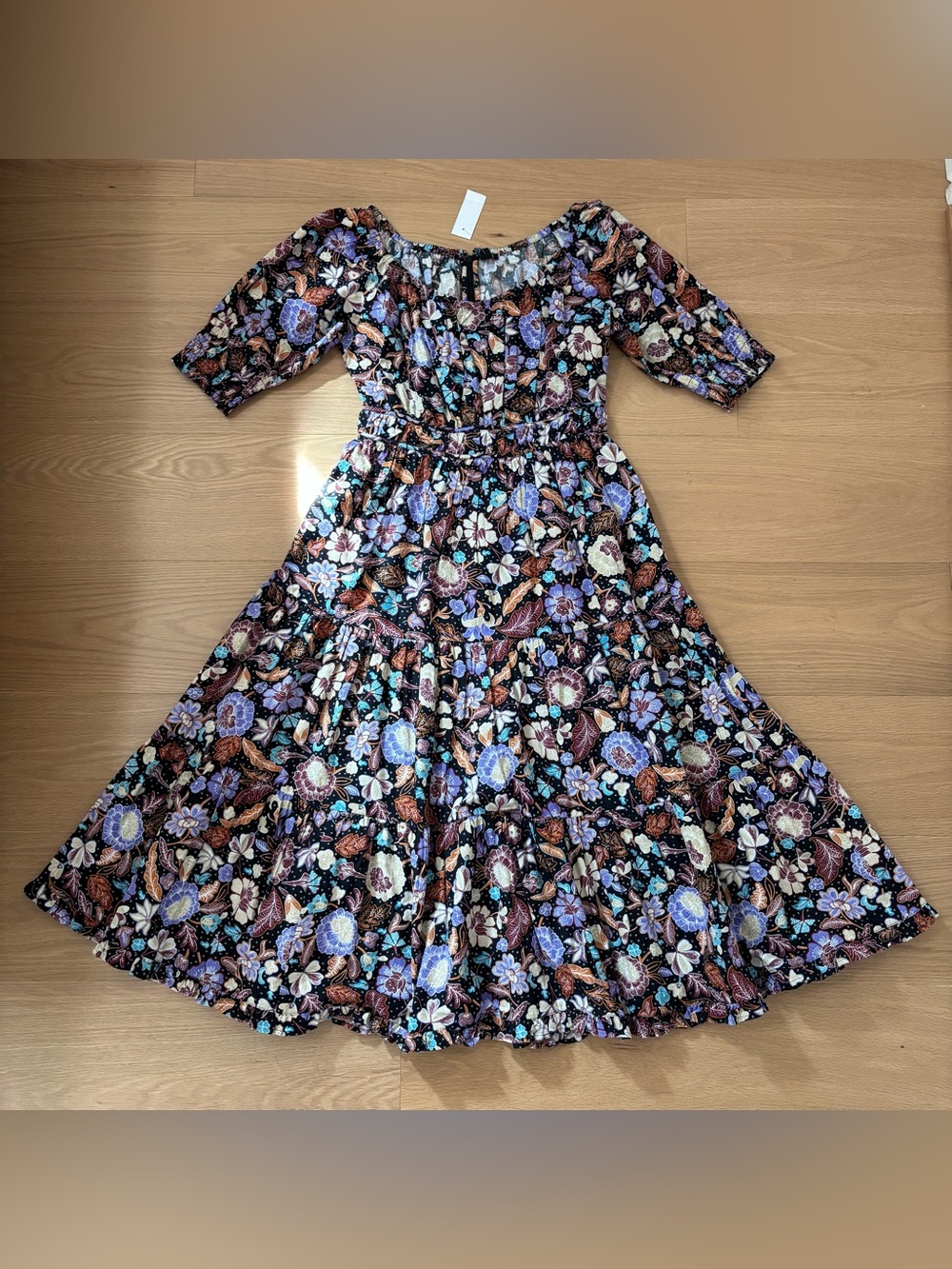 Reposted New Ann Taylor floral cotton batik fit & flair tired midi dress sz 2 - Picture 3 of 11